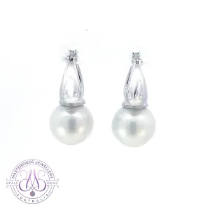 18kt White Gold Soft White South Sea 12-12.5mm huggie style earrings