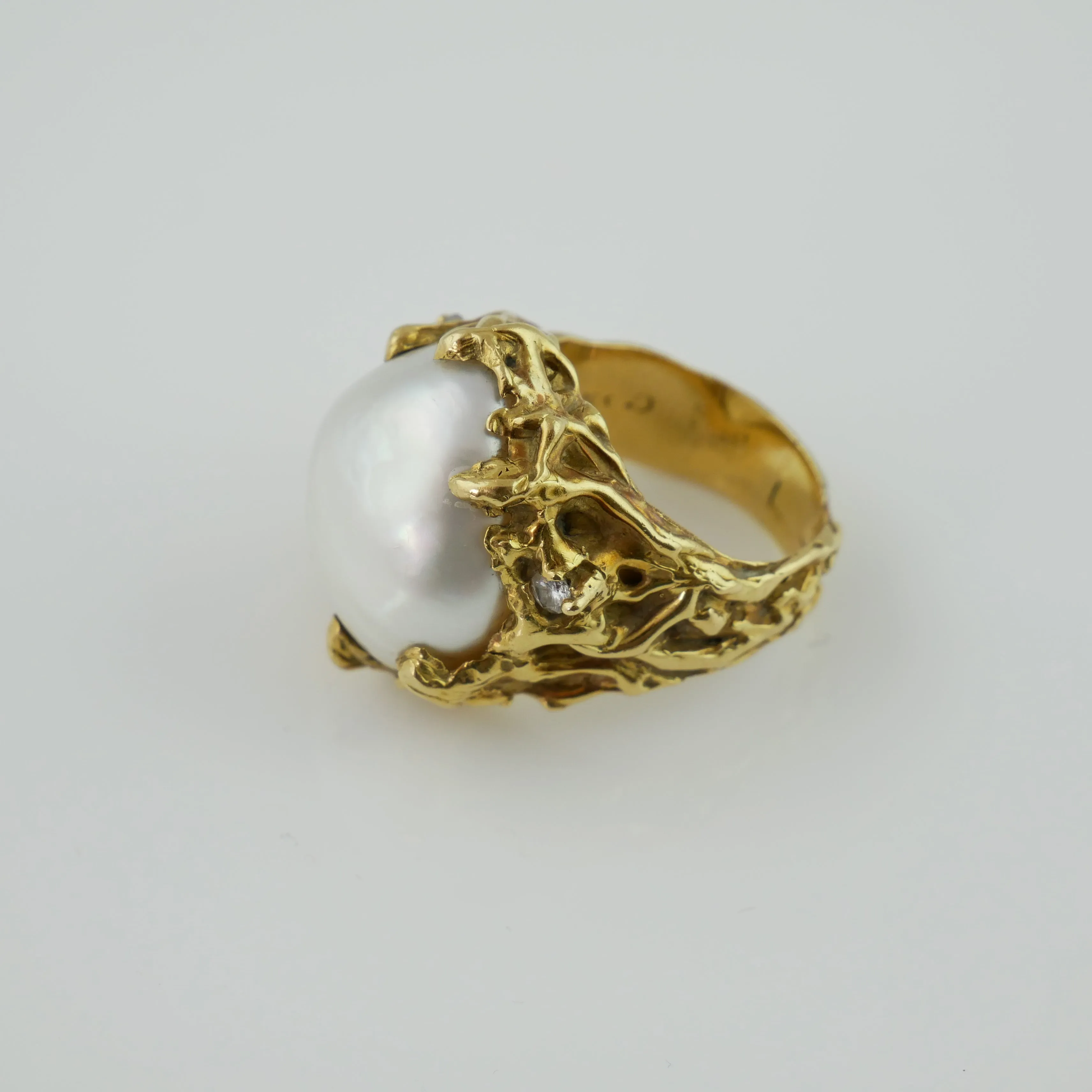 1978 BAROQUE PEARL NATURE ROOT RING
