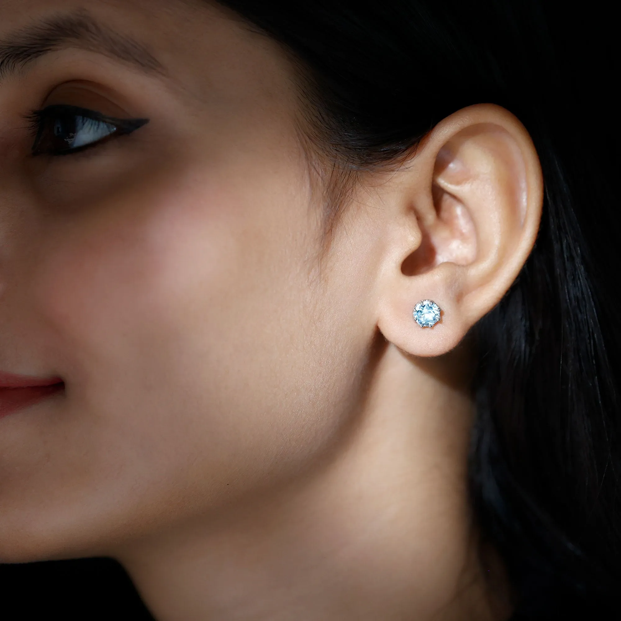 6 MM Decorative Sky Blue Topaz Solitaire Stud Earrings