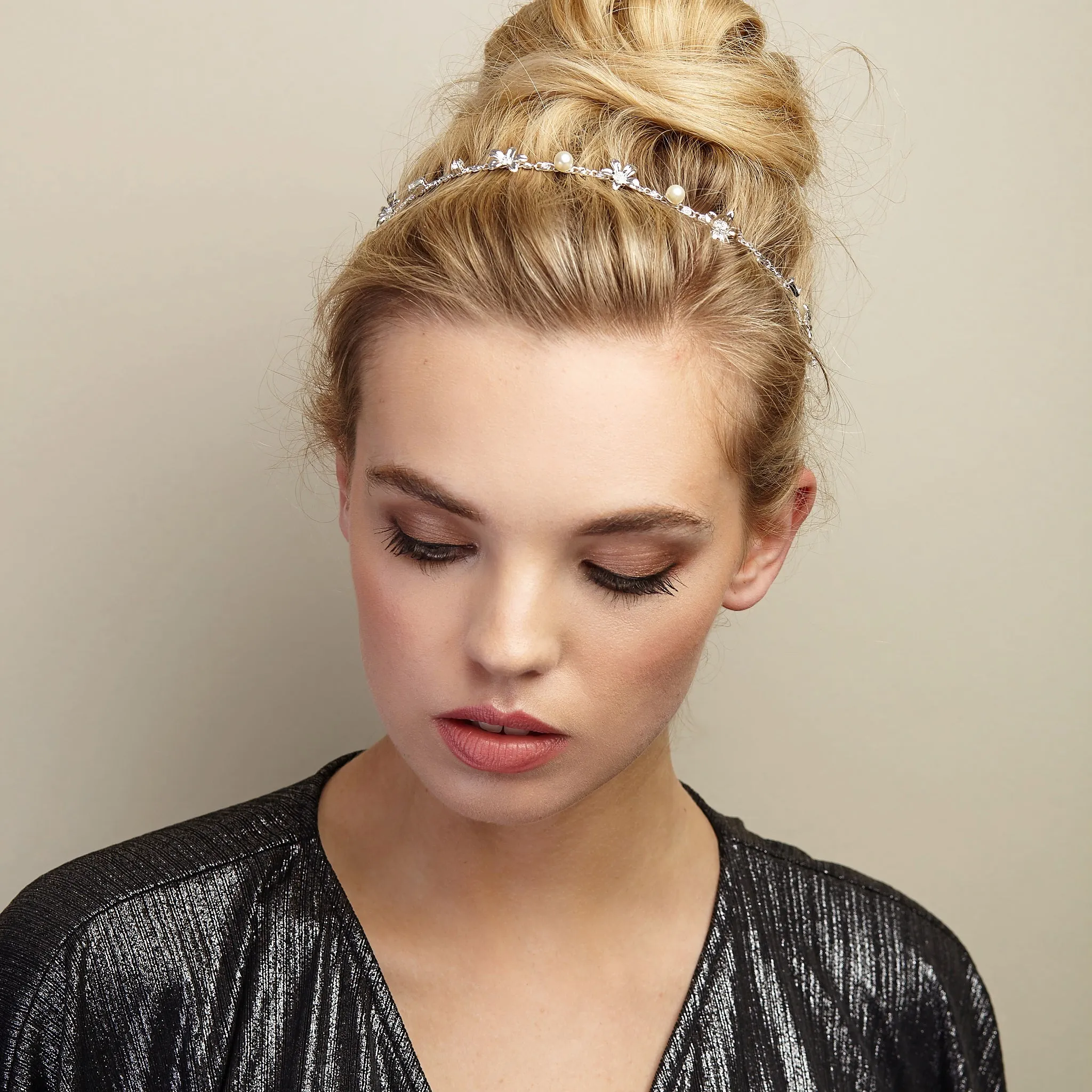 Chain Headband with Pearls