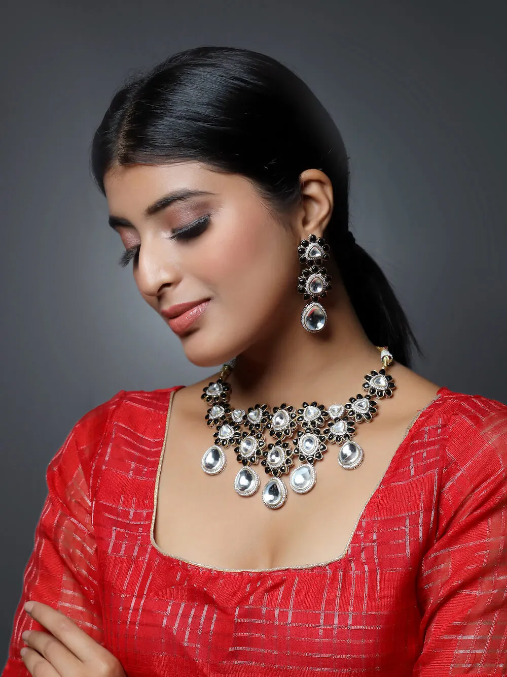 Charlee Floral Necklace Set With Dori