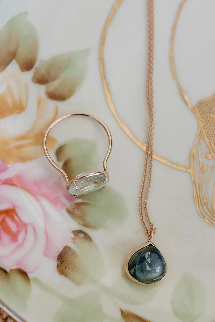 Dew Drop Necklace - Labradorite