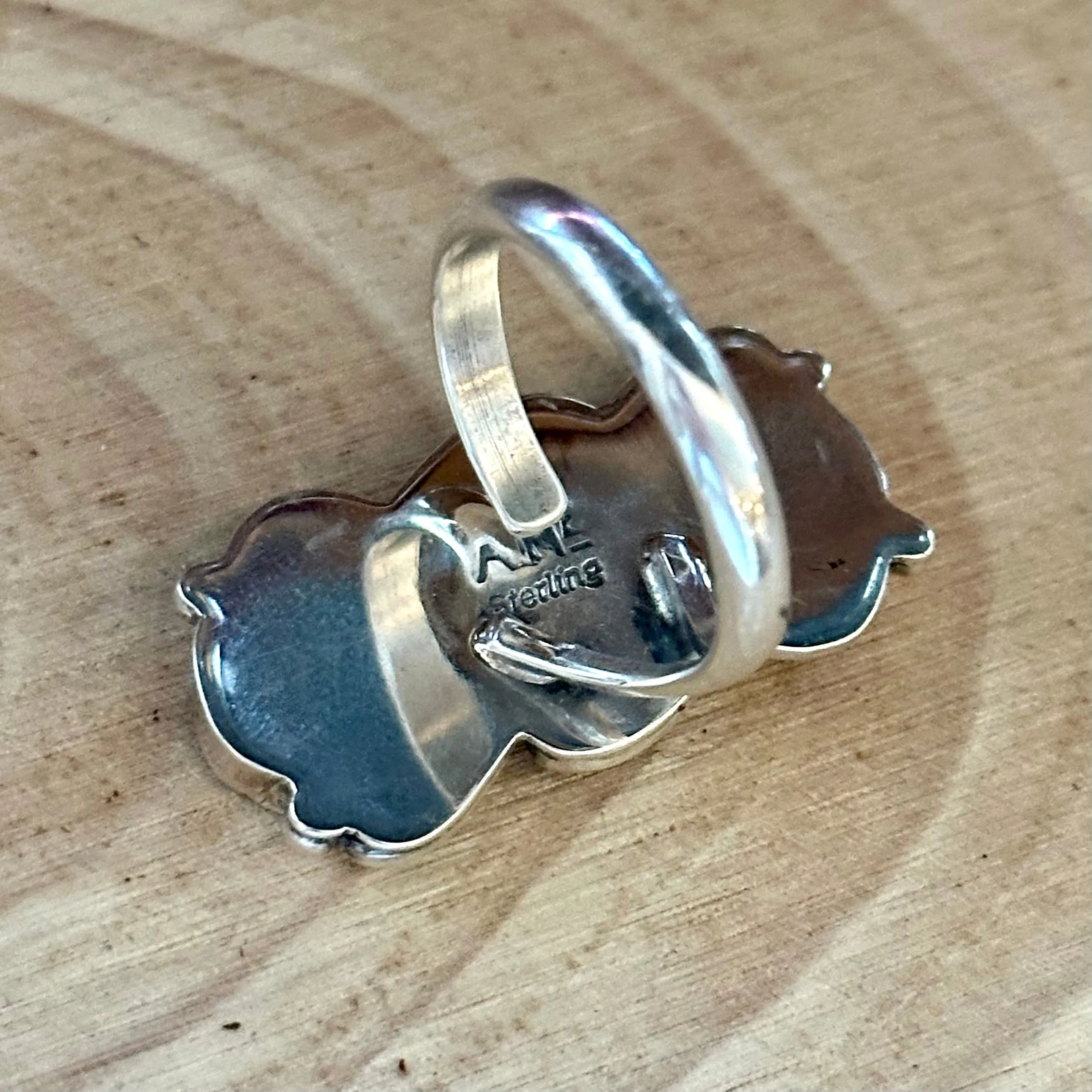 DRAGON TAILS Sterling Silver and Spiderweb Opal Inlay Ring Alice Mc Shirley • Size Adjustable