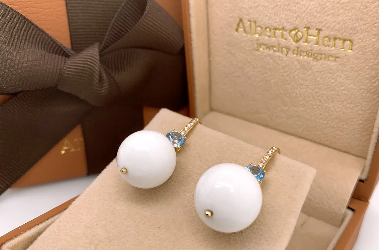 Earrings 18kt Gold Blue Topaz & White Onyx with Diamonds