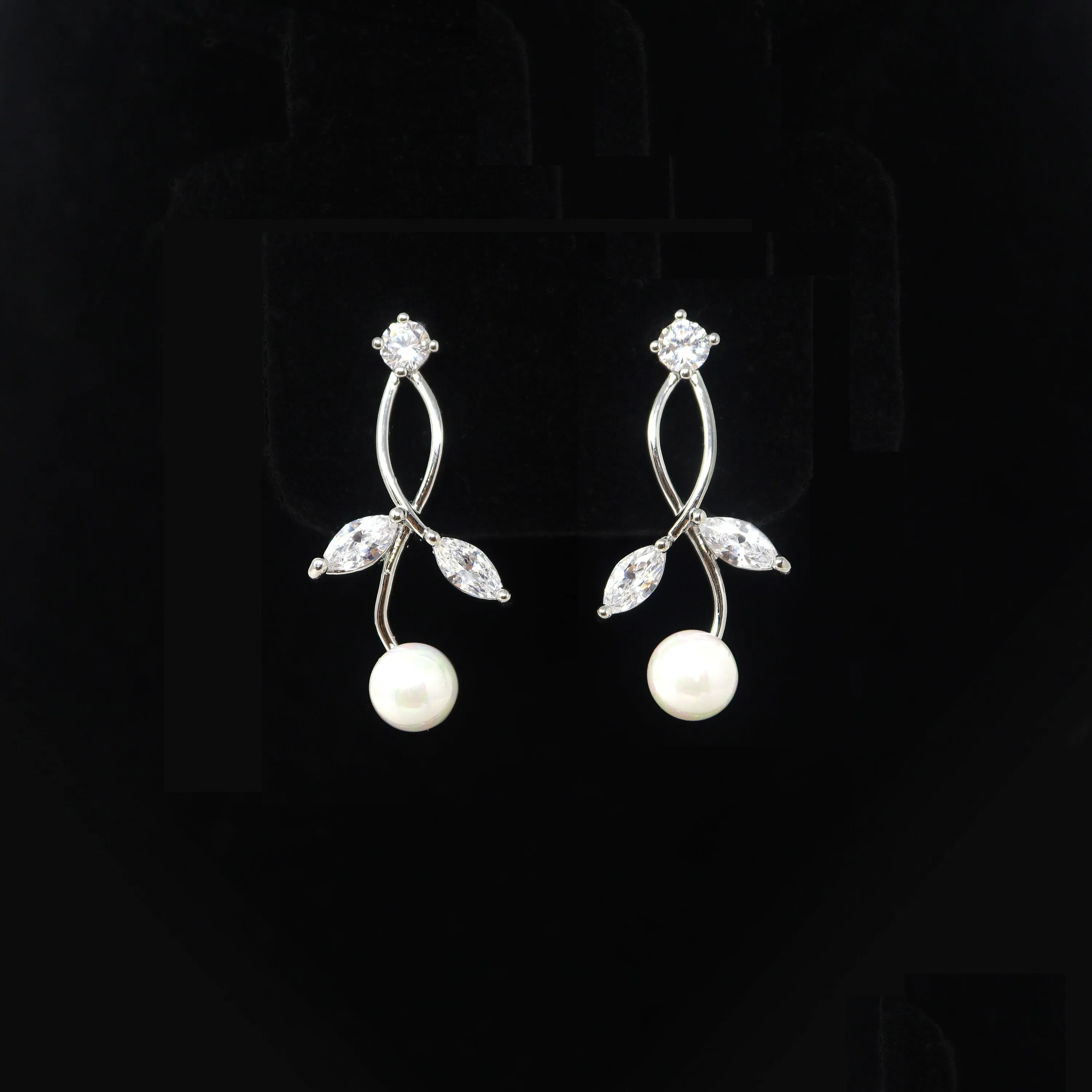 Elegant 2 Pearl Drops V Necklace Set, Dainty Bridal Jewelry Set, Gift For Her, Bridesmaid, Minimalist CZ Jewelry