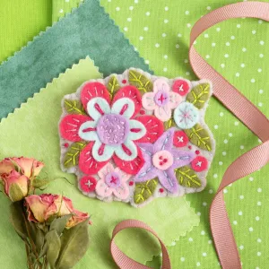 Gertrude Flower Felt Craft Brooch Kit
