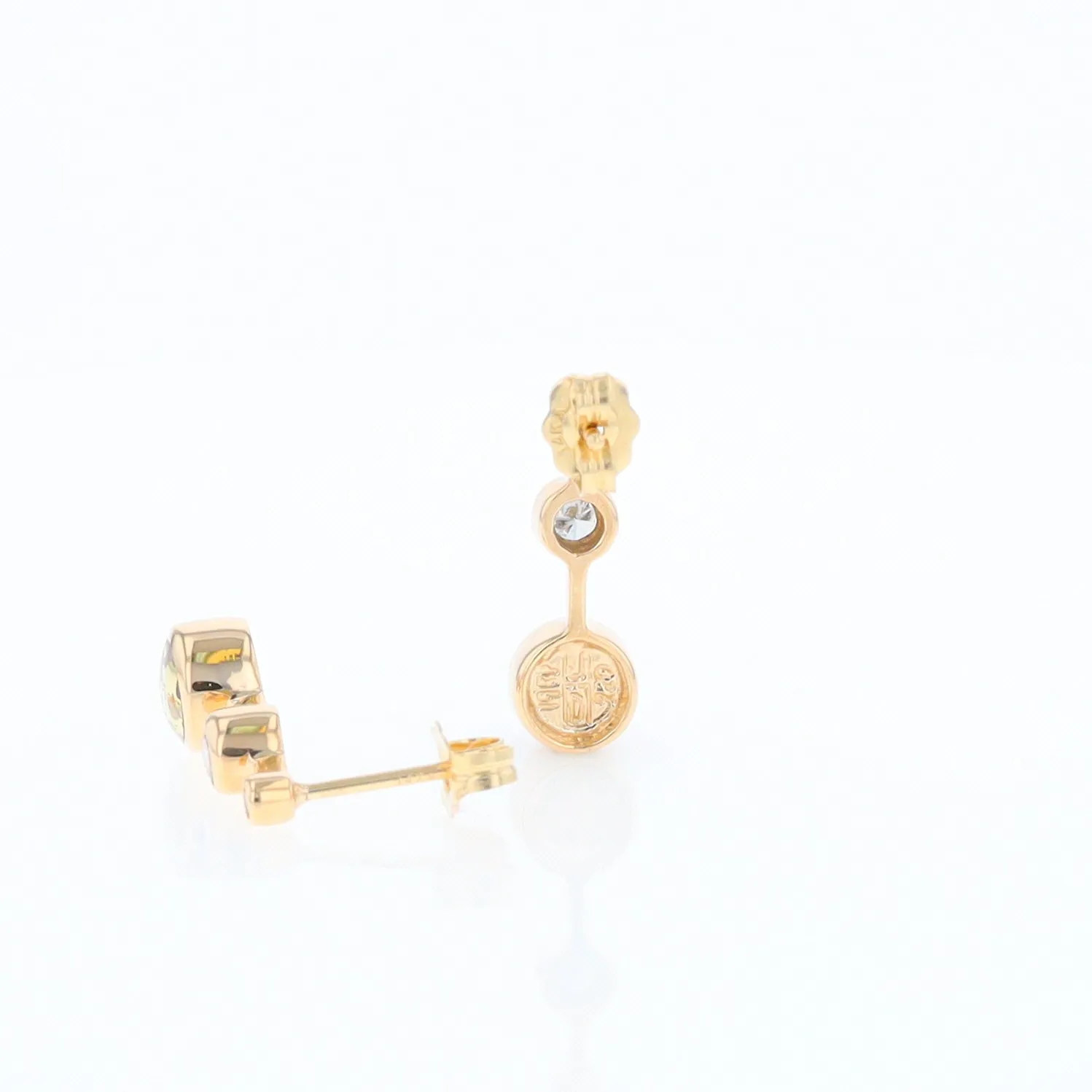 Gold Quartz Round Inlay with Diamond Accents Stud Earrings G1