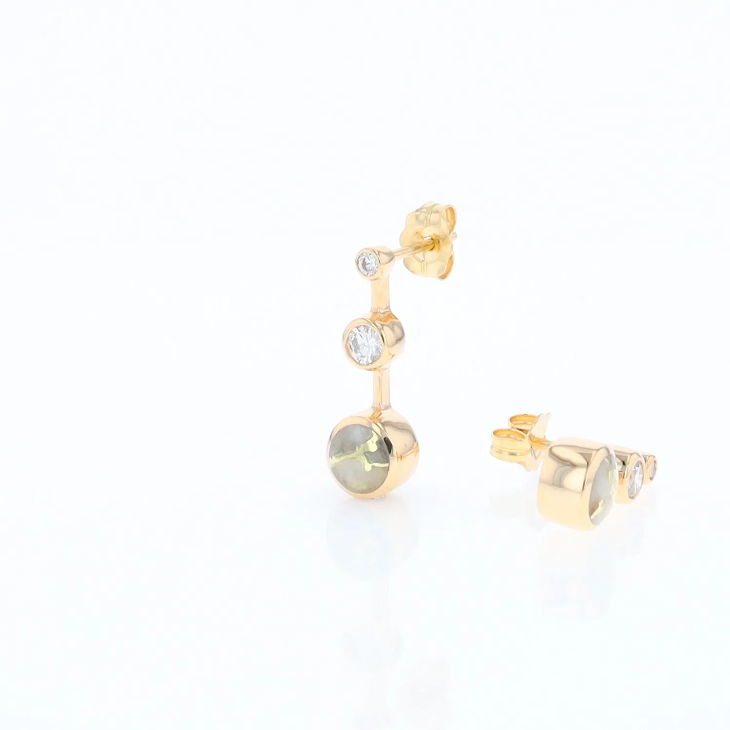 Gold Quartz Round Inlay with Diamond Accents Stud Earrings G1