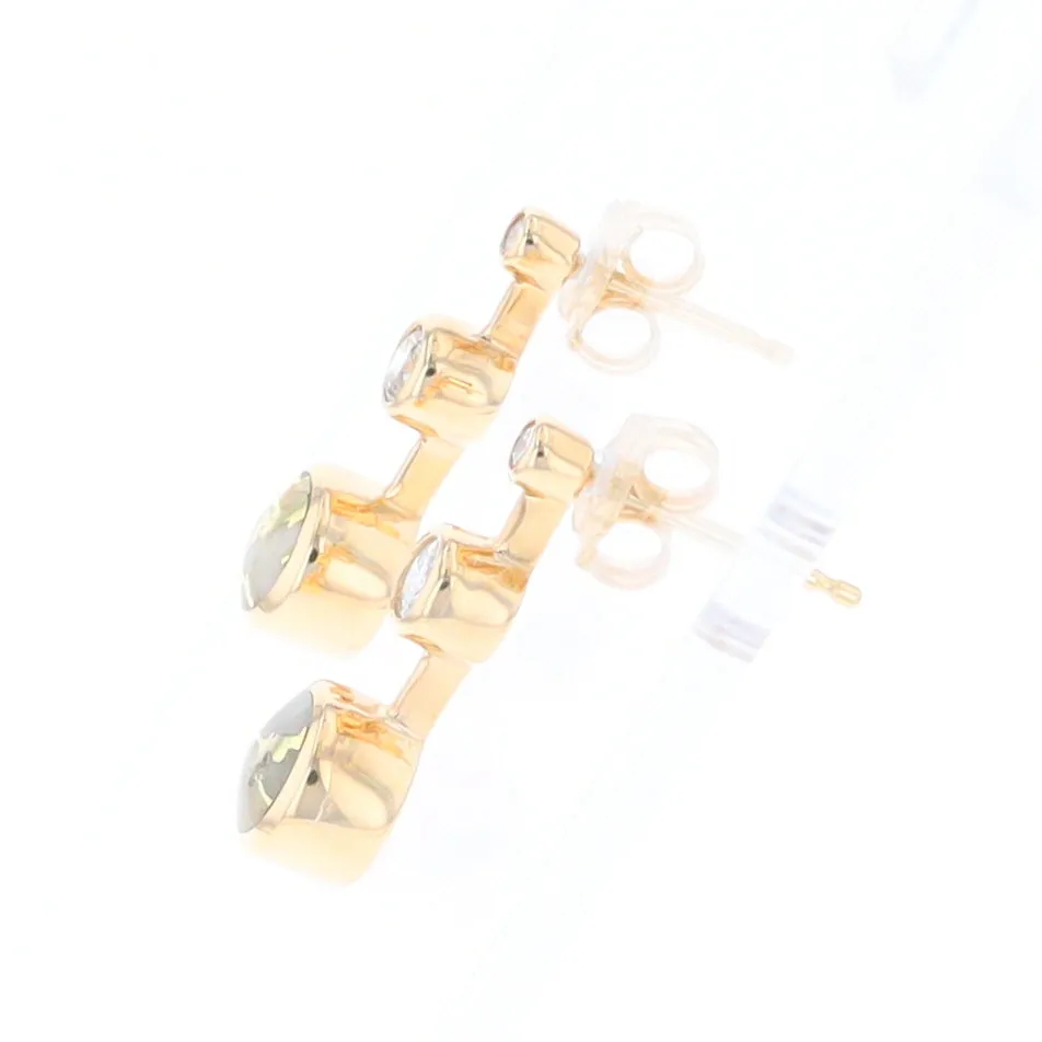 Gold Quartz Round Inlay with Diamond Accents Stud Earrings G1