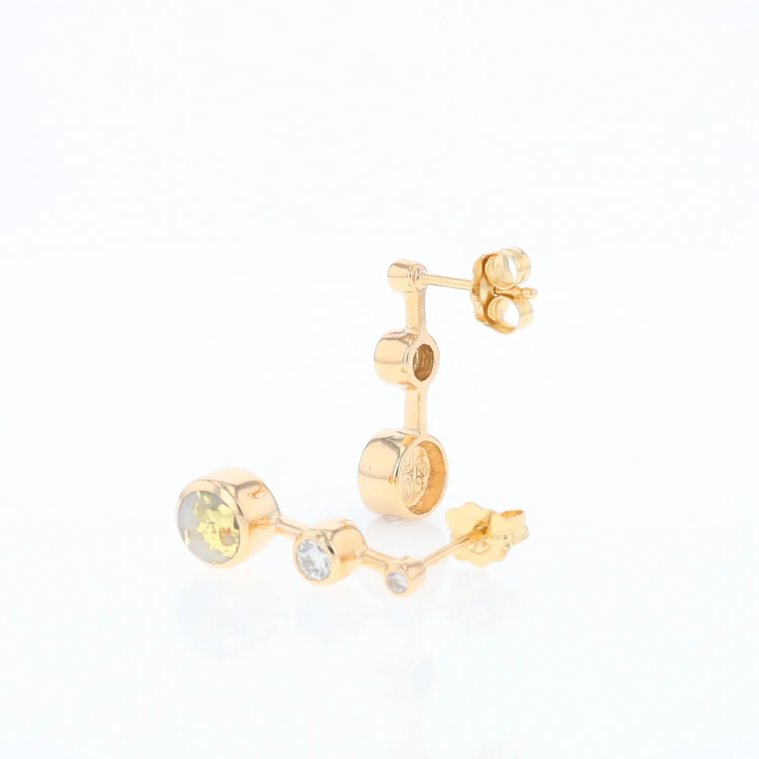 Gold Quartz Round Inlay with Diamond Accents Stud Earrings G1