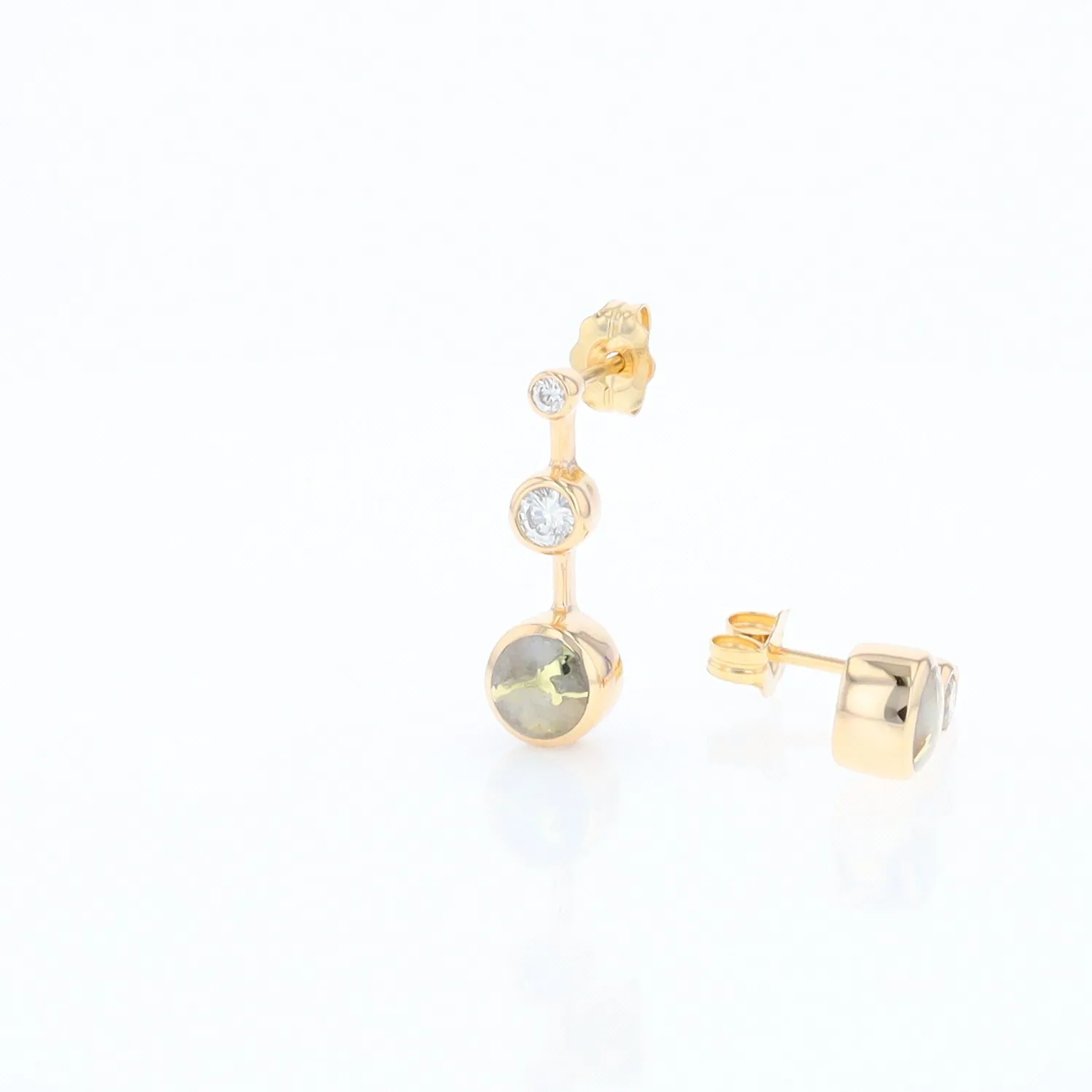 Gold Quartz Round Inlay with Diamond Accents Stud Earrings G1