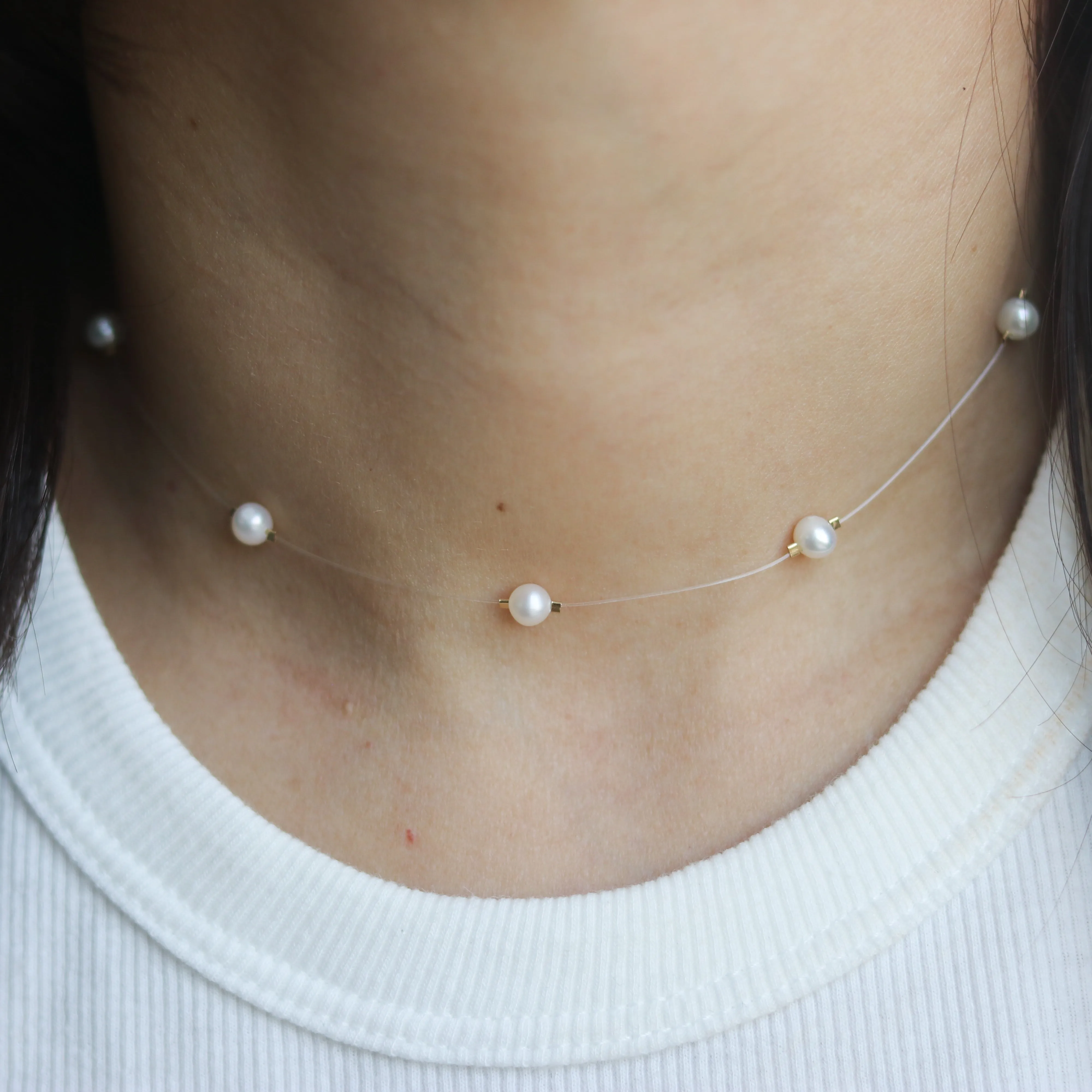 Illusion Pearls Choker