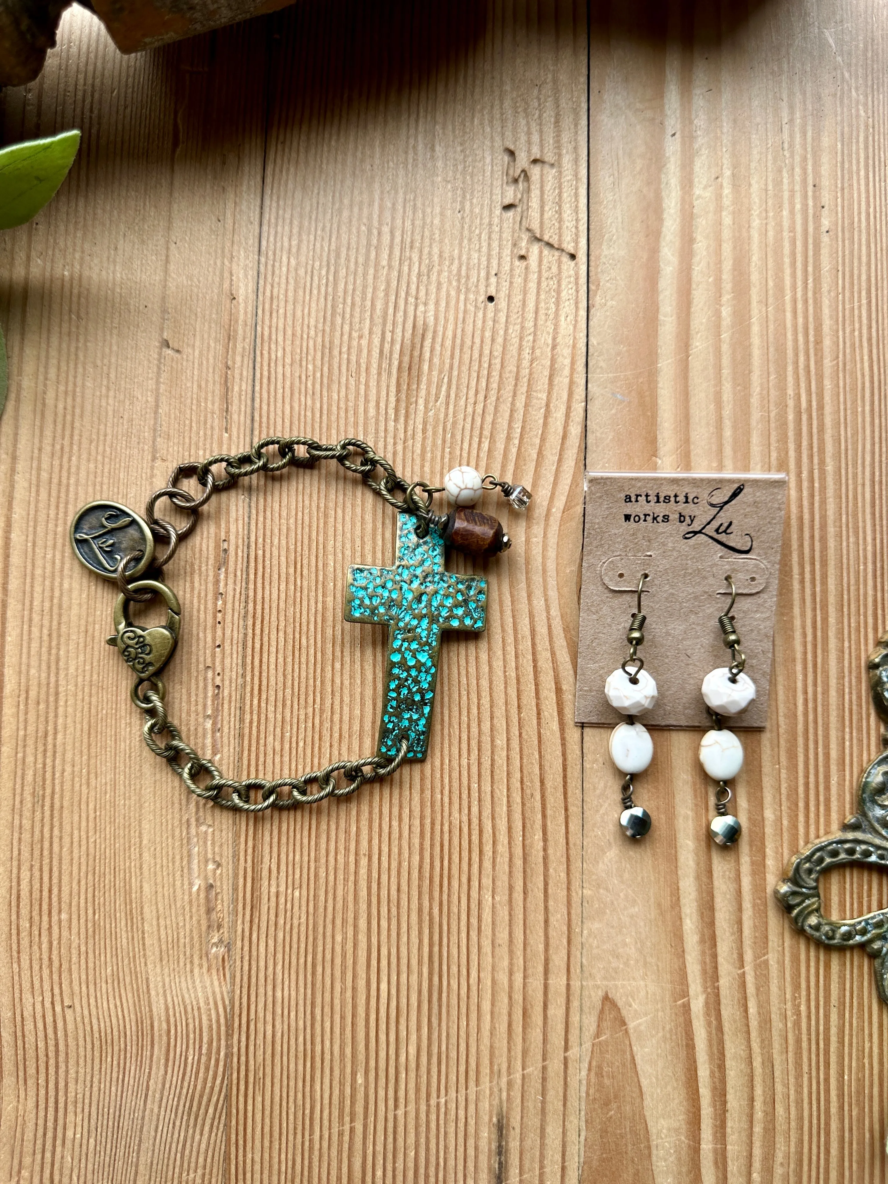 Naughty Naturals Turquoise Cross Bracelet