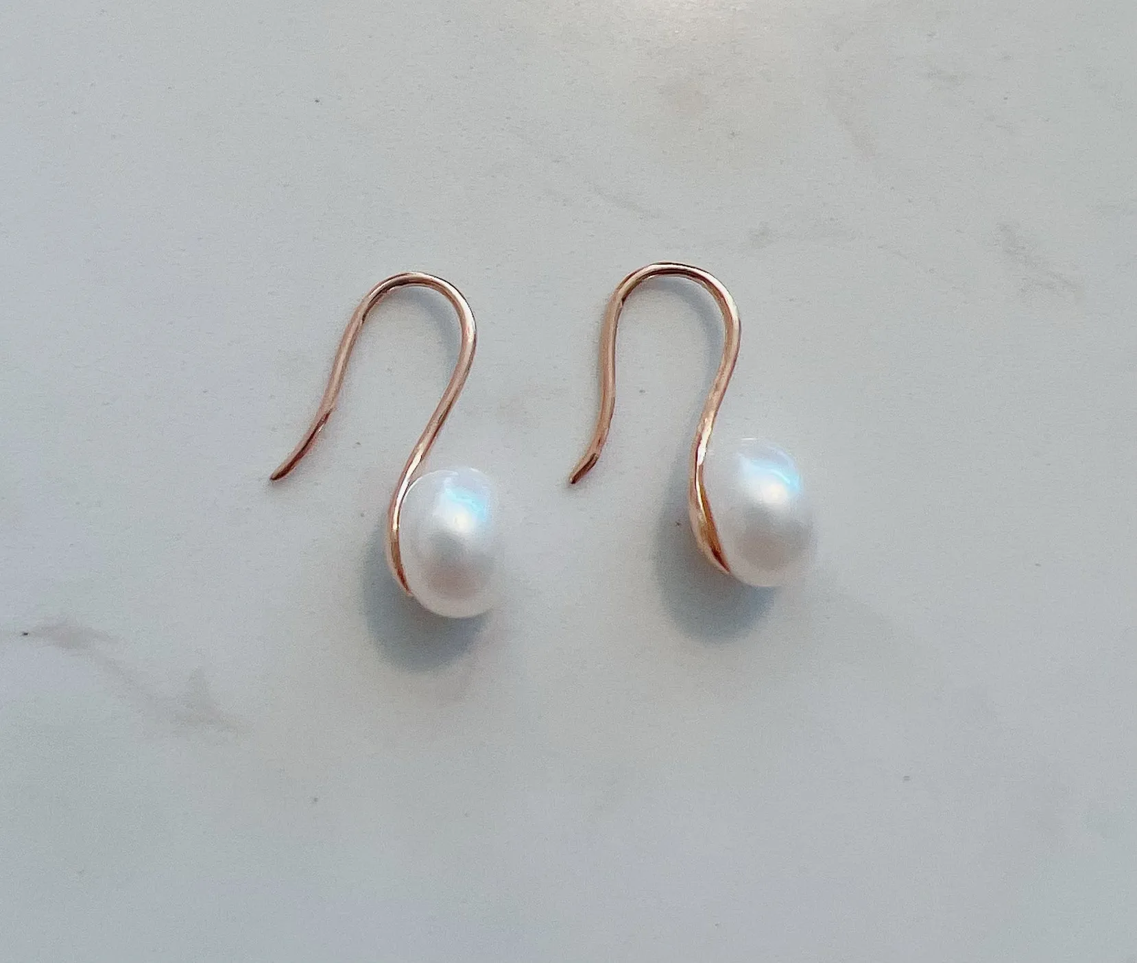 Rose Gold Setting 8mm-10mm Button Hang Earrings
