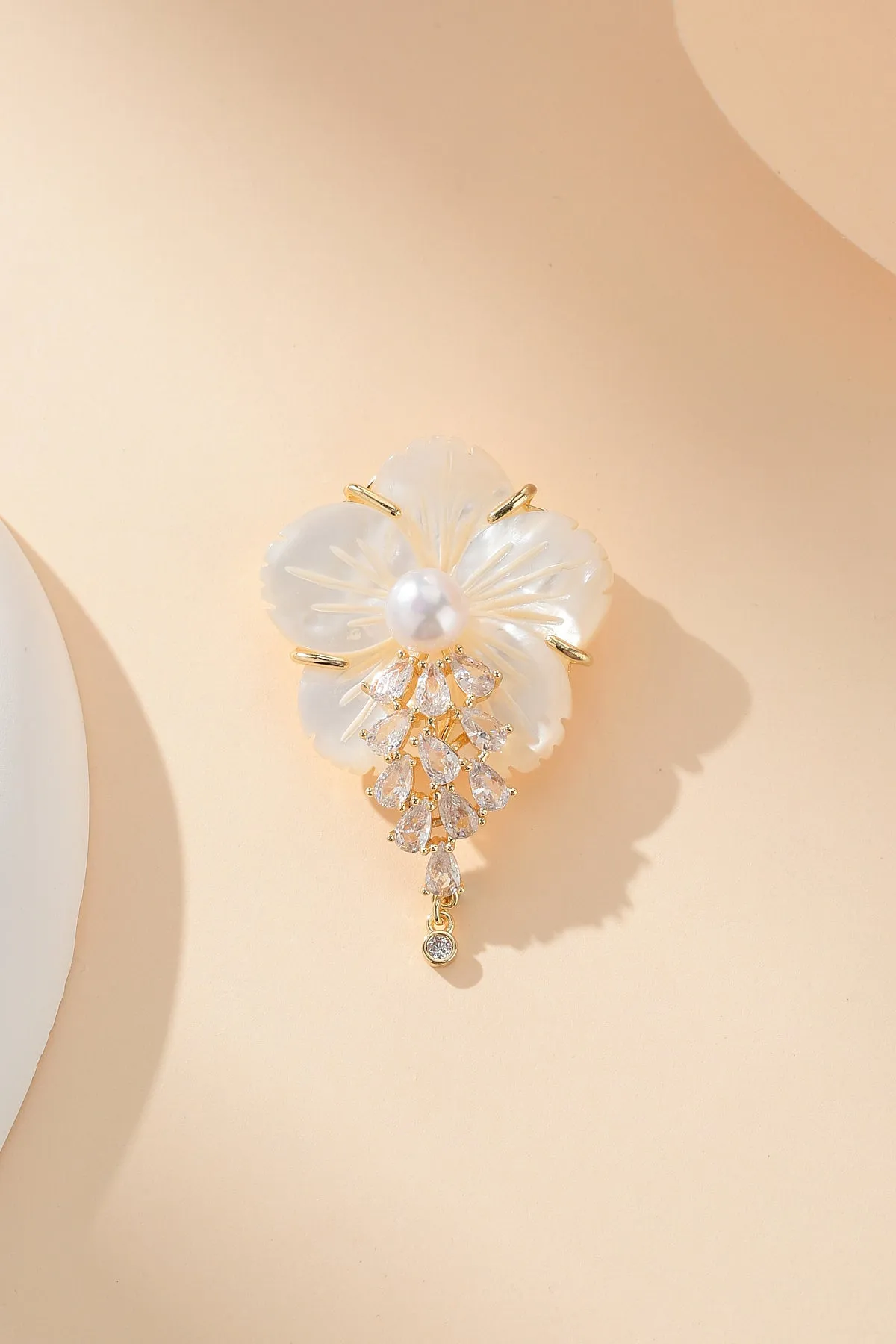 Shell Carved Flower Pearl Cubic Zirconia Brooch