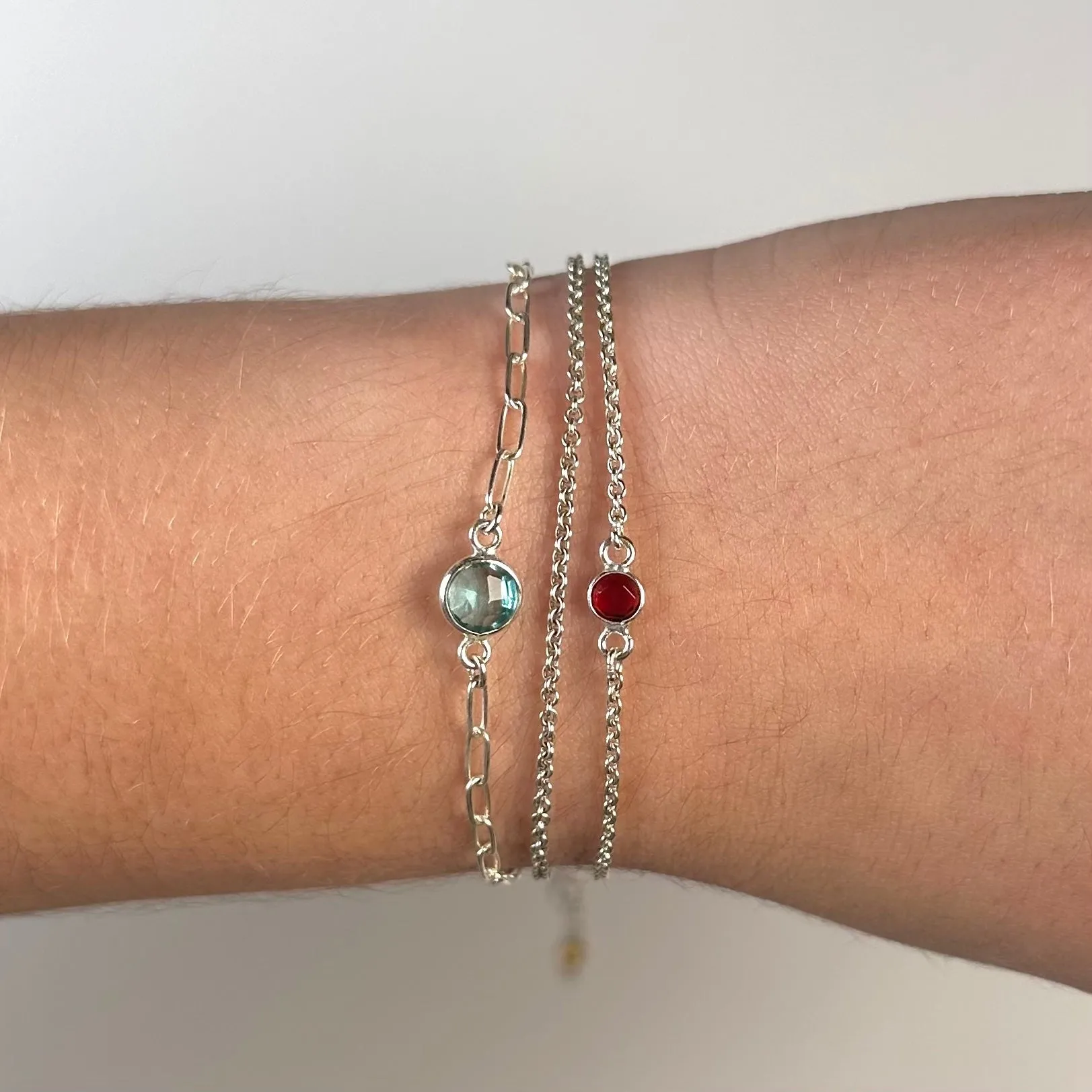 Small Round Channel Set Pearl Connector