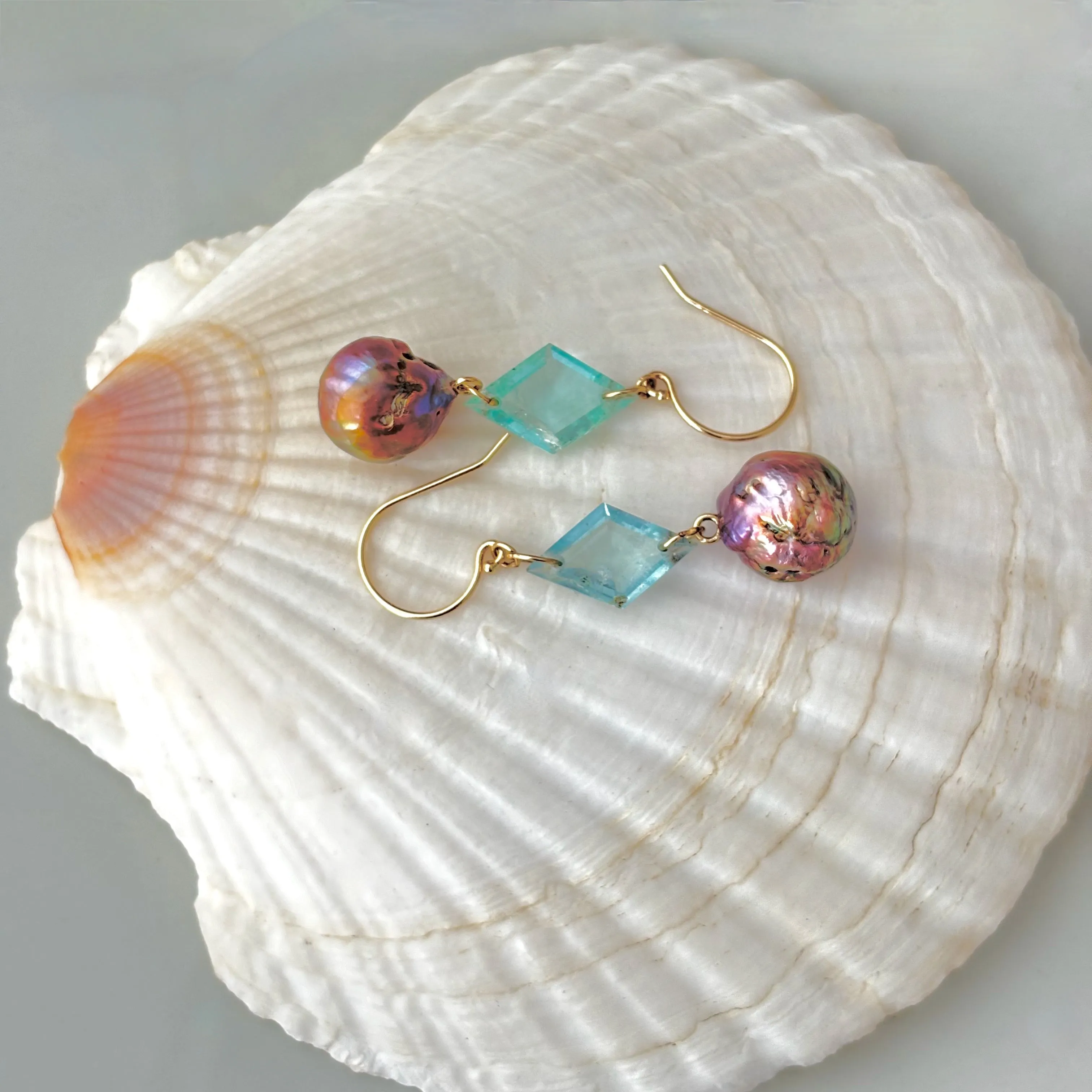 solid gold earrrings of Japan Kasumi pearls and aquamarine