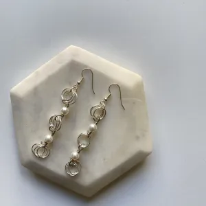 The Kiere Earrings in Pearl