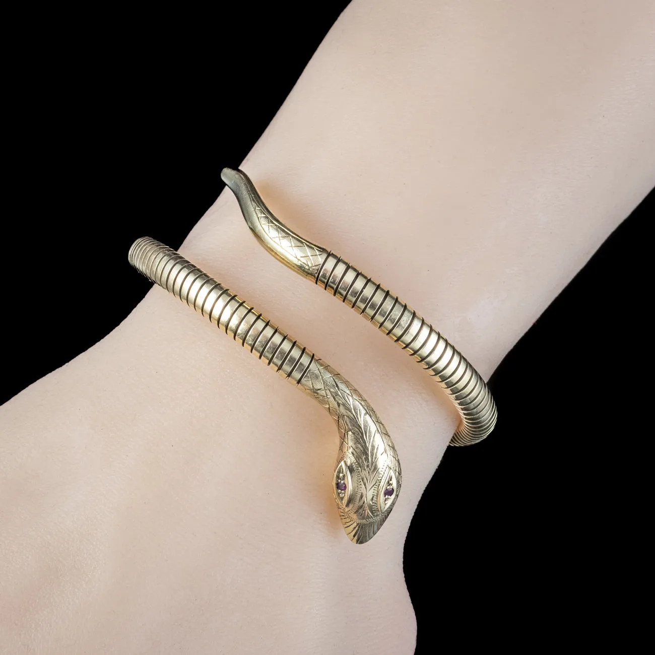 Vintage 9ct Gold Snake Bangle Ruby Eyes